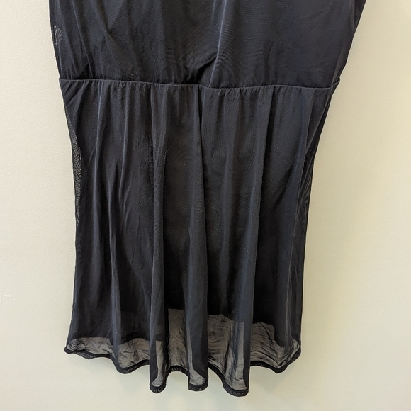 Torrid Black Mesh Overlay Swim Dress Size 6X - Picture 8 of 16